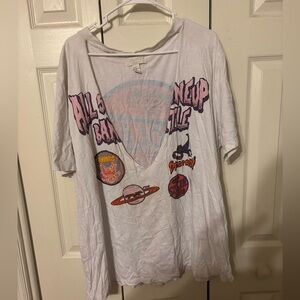 Graphic tee with the front cut out